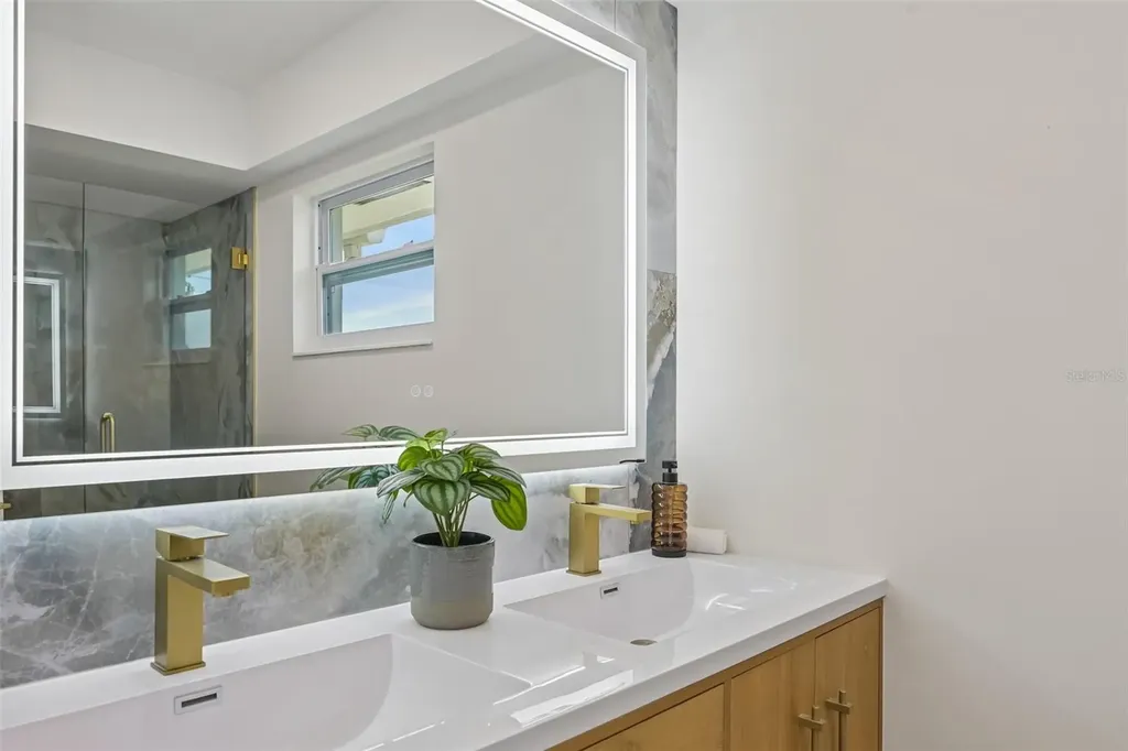 6735 Keystone Drive Sarasota FL 34231