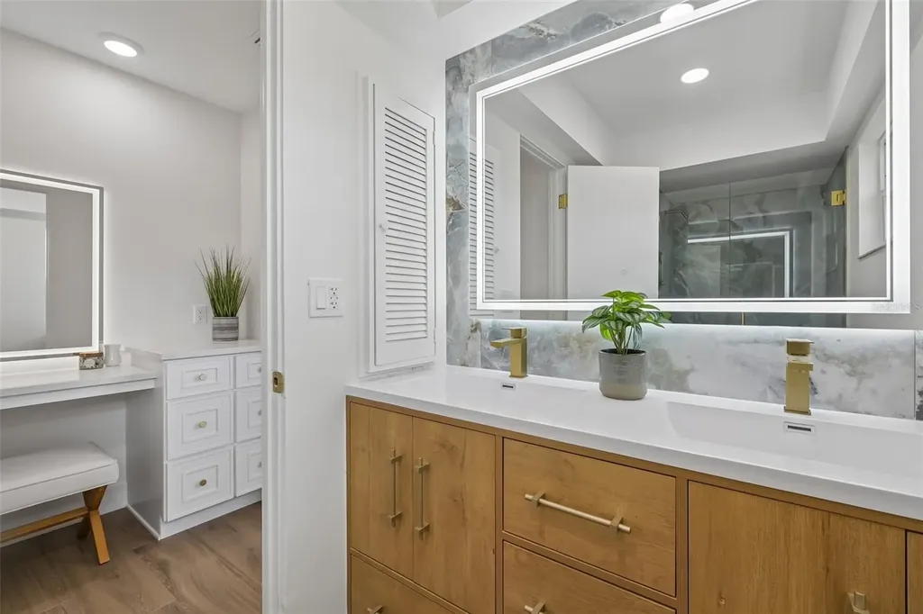 6735 Keystone Drive Sarasota FL 34231