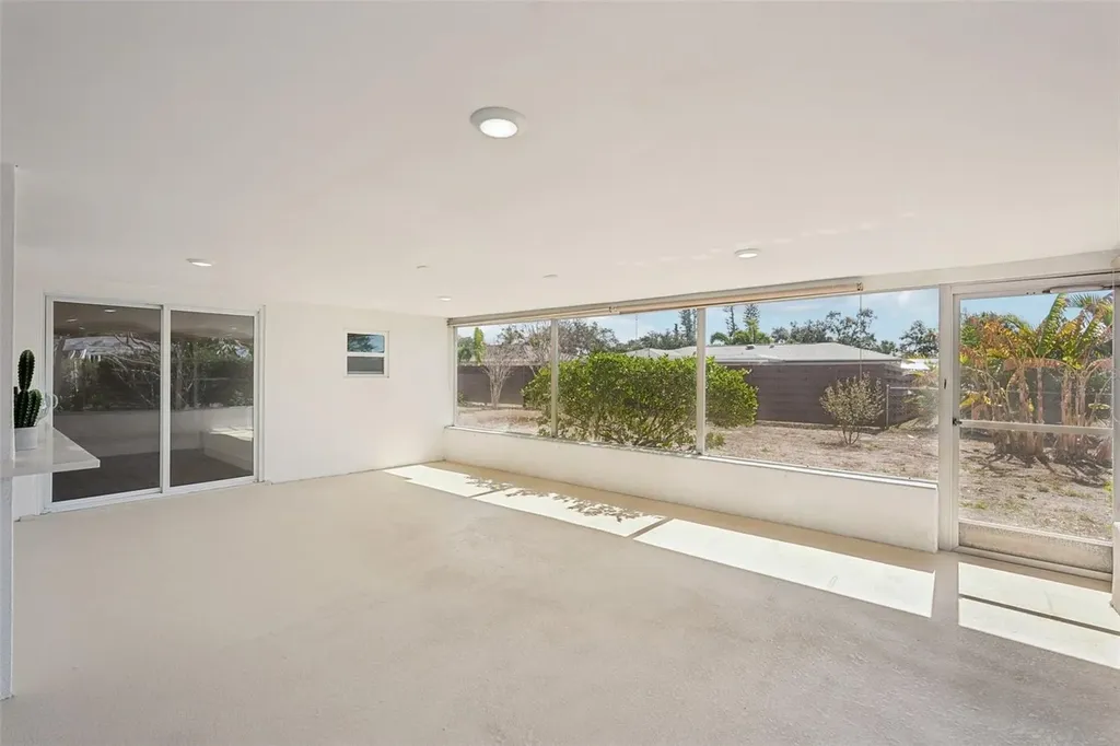 6735 Keystone Drive Sarasota FL 34231