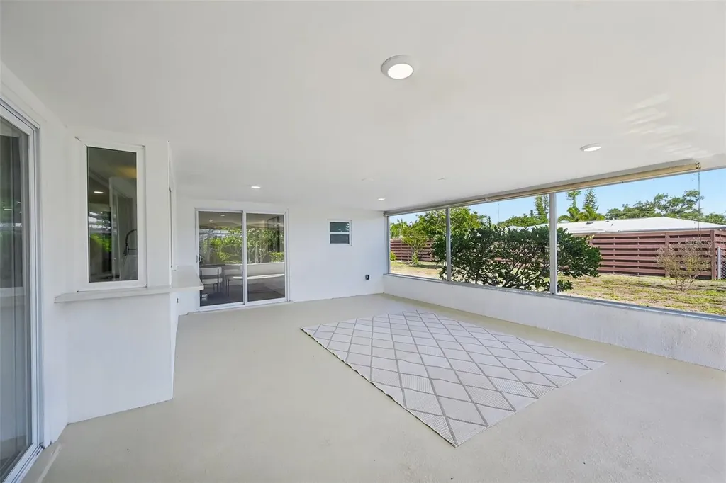6735 Keystone Drive Sarasota FL 34231