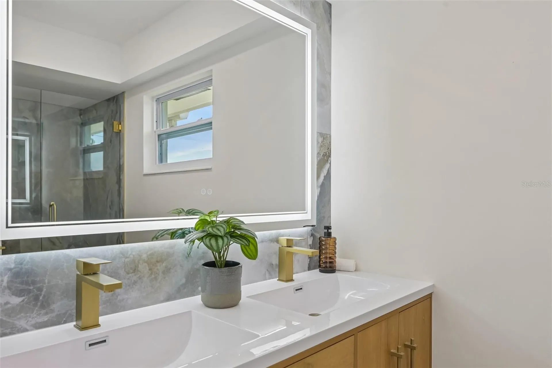 6735 Keystone Drive Sarasota FL 34231