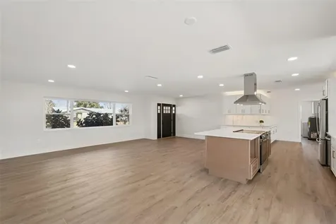 6735 Keystone Drive Sarasota FL 34231