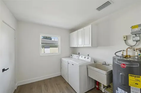 6735 Keystone Drive Sarasota FL 34231