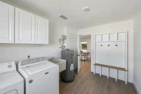 6735 Keystone Drive Sarasota FL 34231