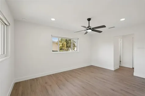 6735 Keystone Drive Sarasota FL 34231
