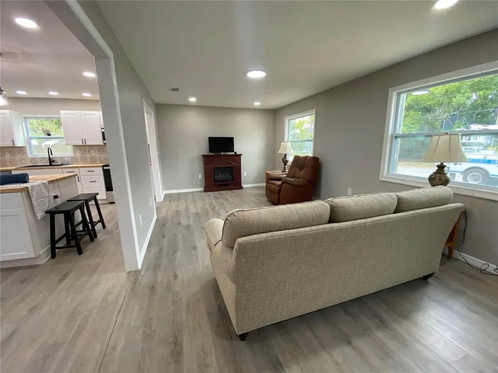 12704 Lacey Drive New Port Richey FL 34654