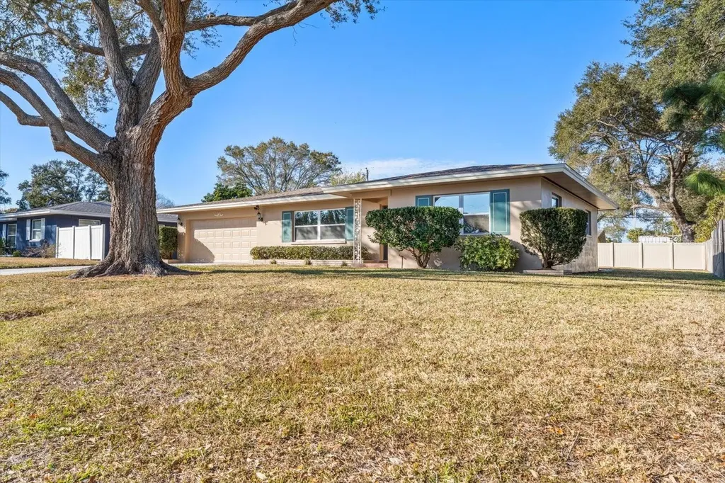 1624 Fruitwood Drive Clearwater FL 33756