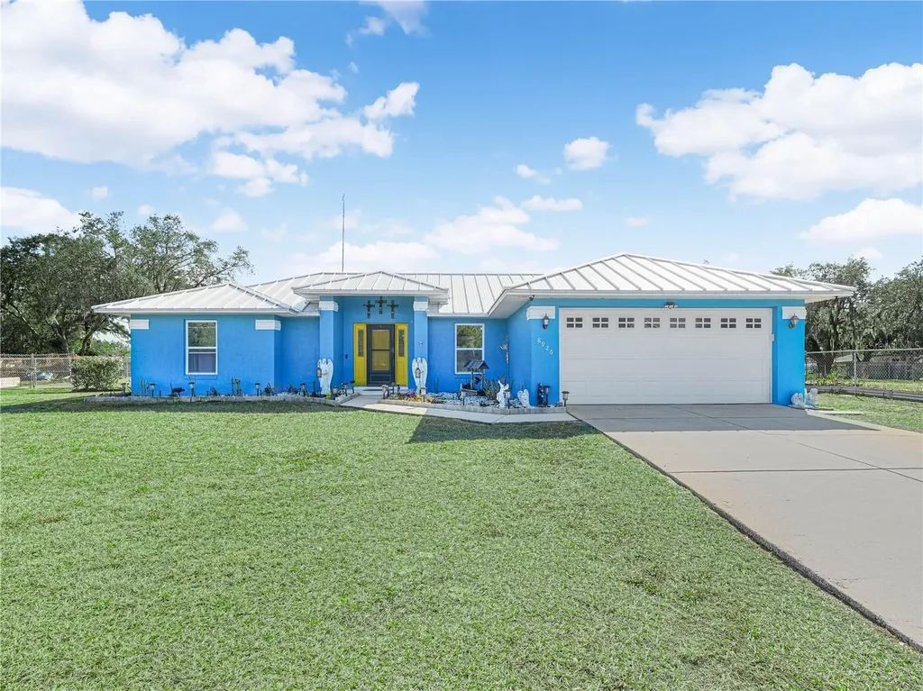 8926 Cypresswood Drive Lake Wales FL 33898