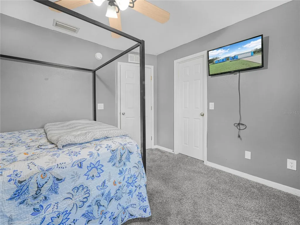 8926 Cypresswood Drive Lake Wales FL 33898