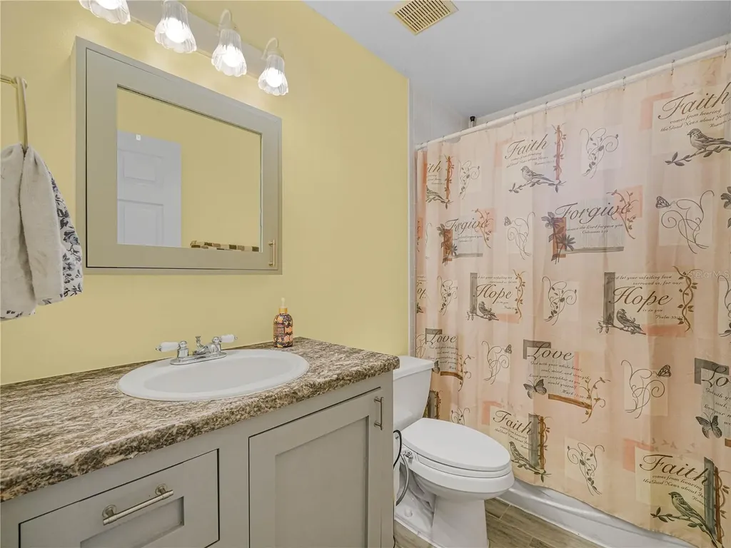 8926 Cypresswood Drive Lake Wales FL 33898