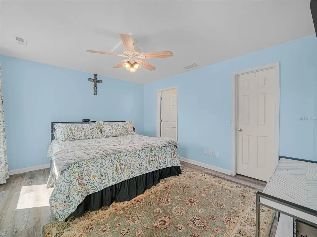 8926 Cypresswood Drive Lake Wales FL 33898