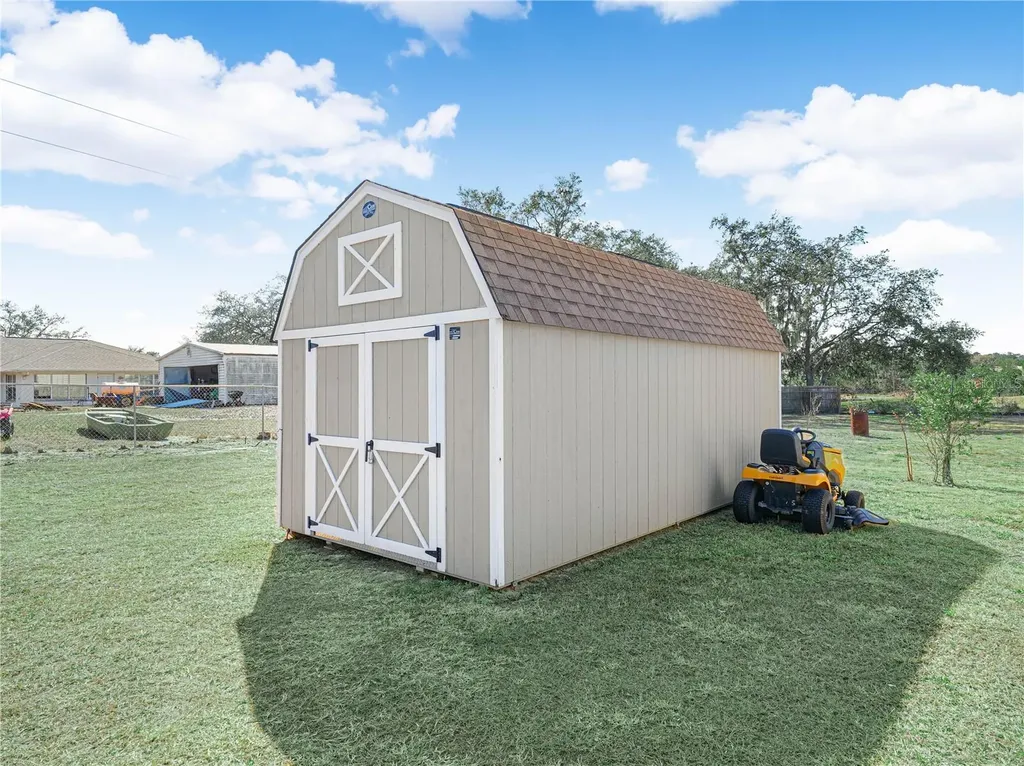 8926 Cypresswood Drive Lake Wales FL 33898