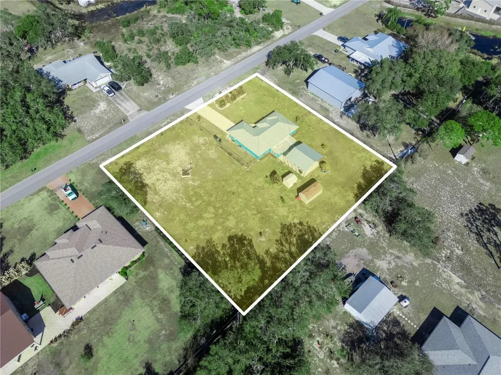 8926 Cypresswood Drive Lake Wales FL 33898