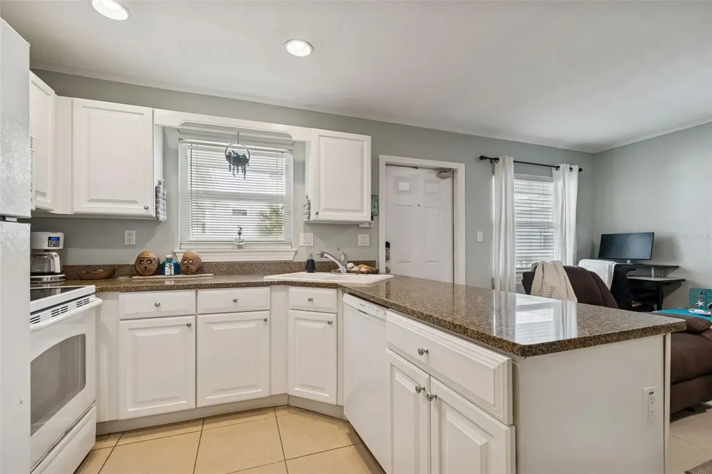 245 104th Avenue Treasure Island FL 33706