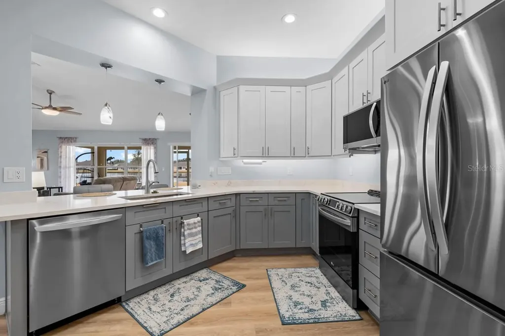 2226 Brookfield Greens Circle Sun City Center FL 33573