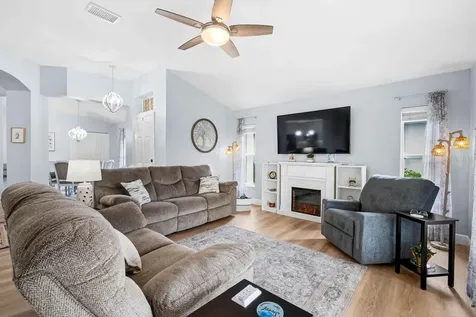 2226 Brookfield Greens Circle Sun City Center FL 33573