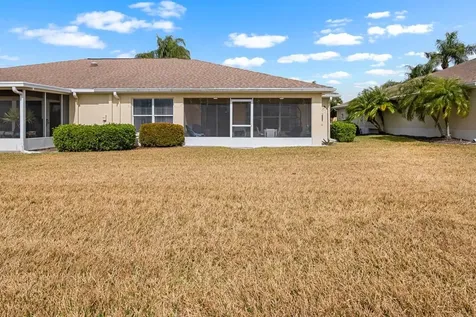 2226 Brookfield Greens Circle Sun City Center FL 33573