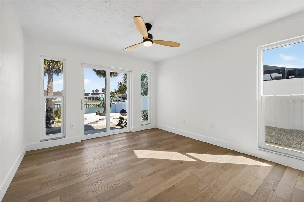 4426 43rd Street S St Petersburg FL 33711
