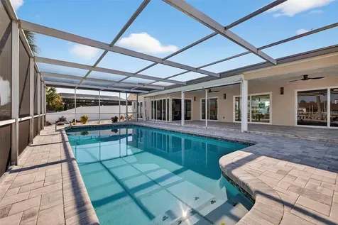 4426 43rd Street S St Petersburg FL 33711