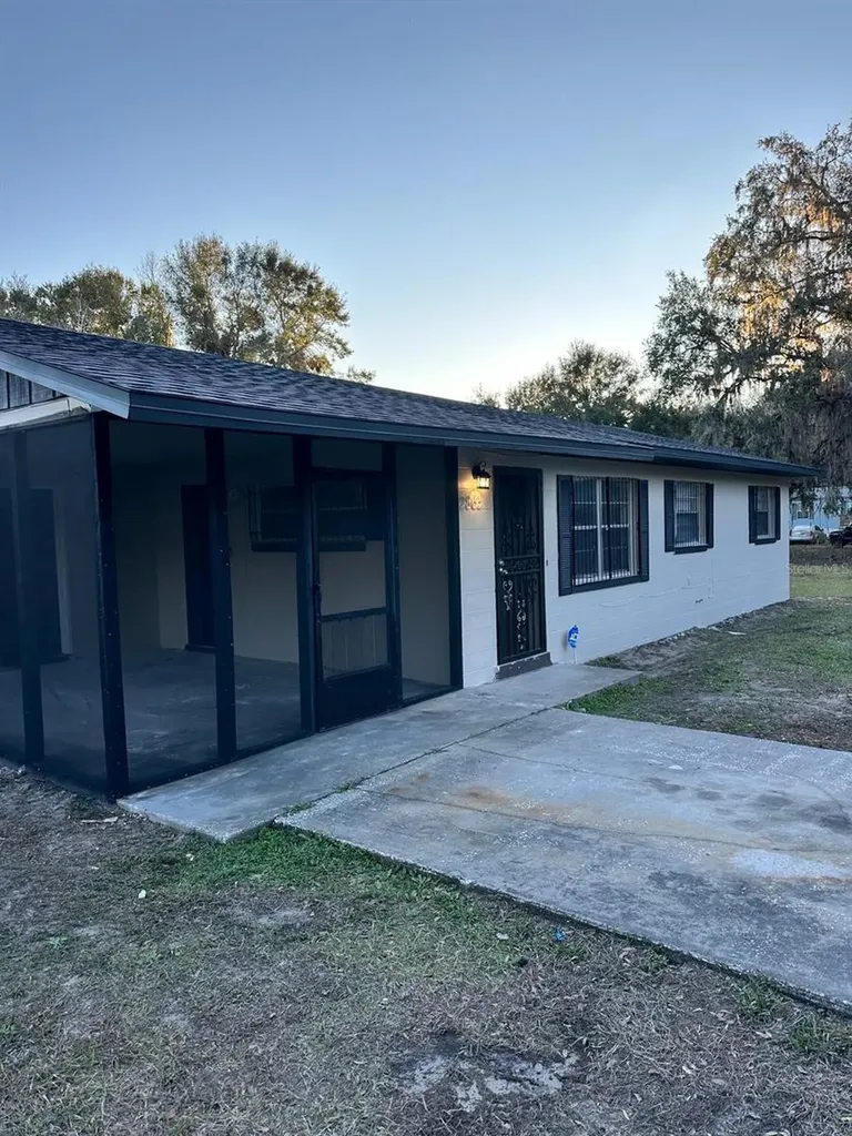 2863 County Road 238 Wildwood FL 34785