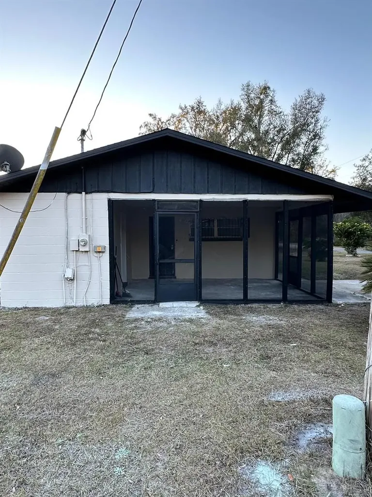 2863 County Road 238 Wildwood FL 34785