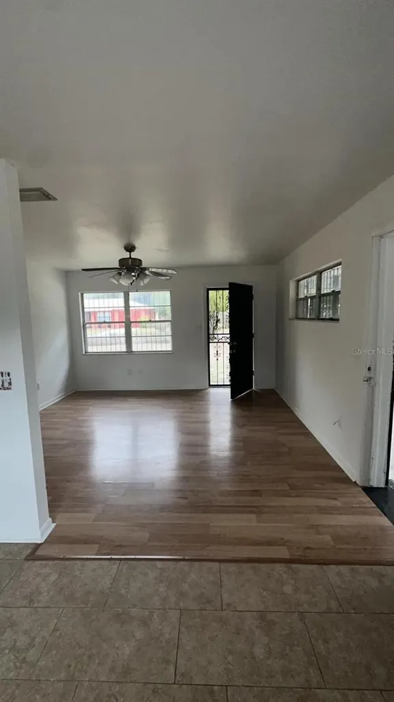 2863 County Road 238 Wildwood FL 34785