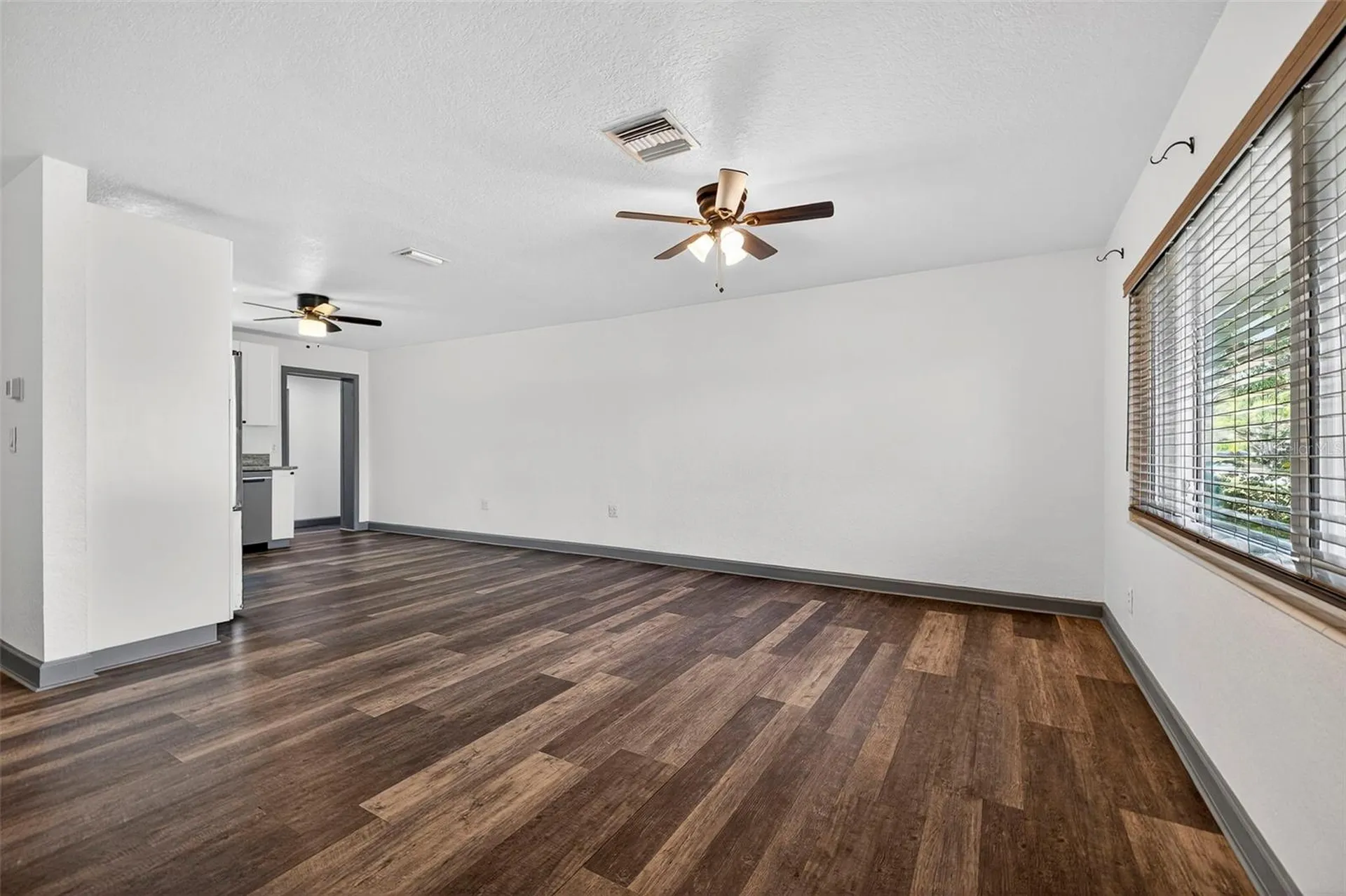 1210 46th Avenue N St Petersburg FL 33702