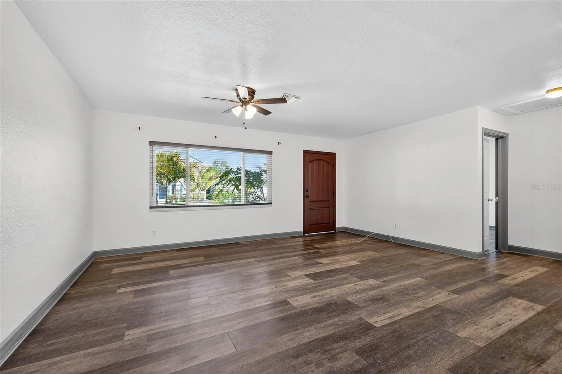 1210 46th Avenue N St Petersburg FL 33702