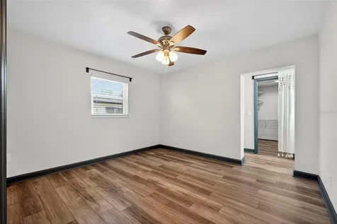 1210 46th Avenue N St Petersburg FL 33702
