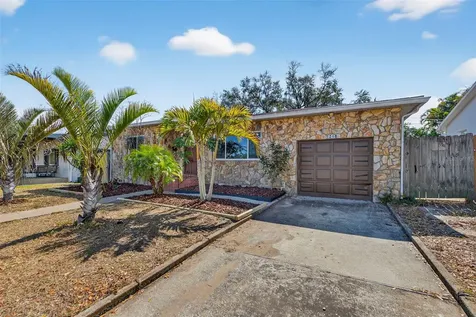 1210 46th Avenue N St Petersburg FL 33702