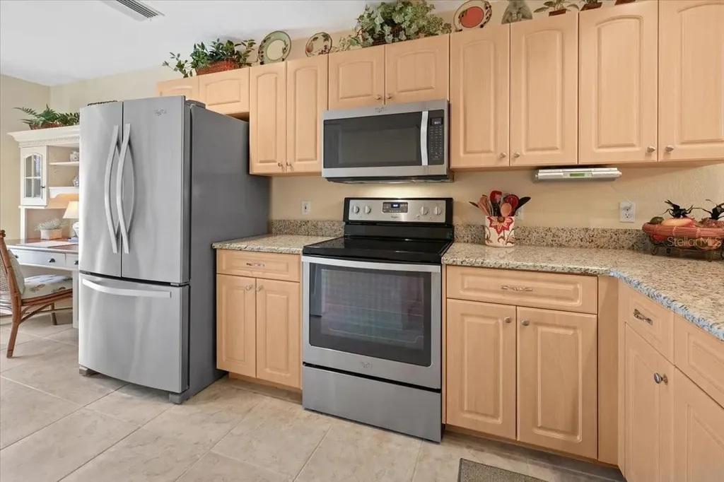 9550 Fiddlers Green Circle Rotonda West FL 33947