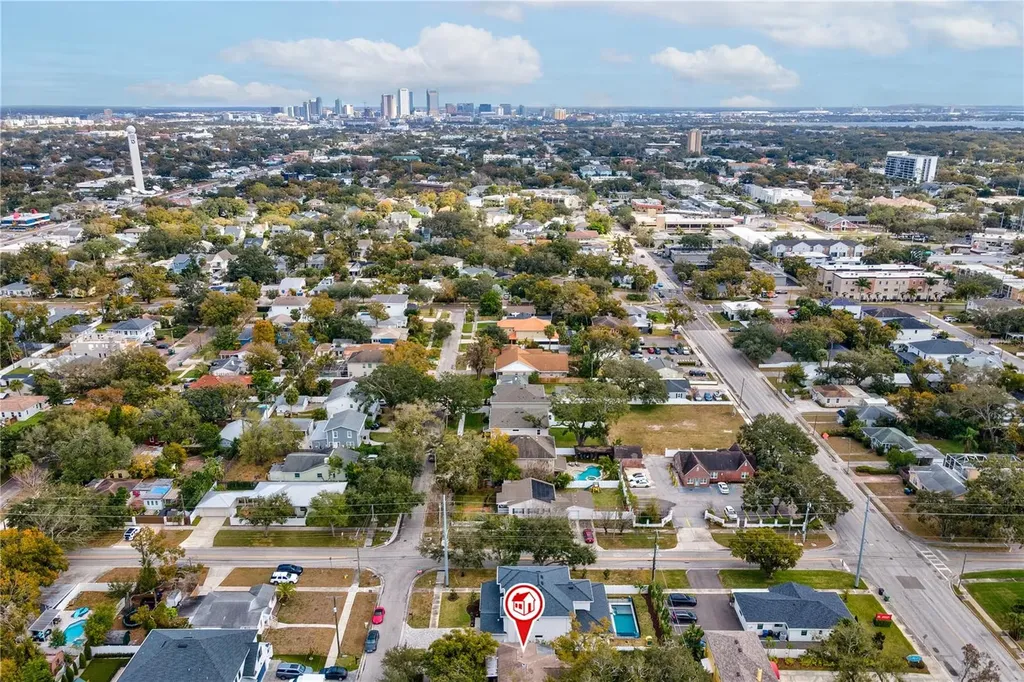 3704 W Platt Street Tampa FL 33609