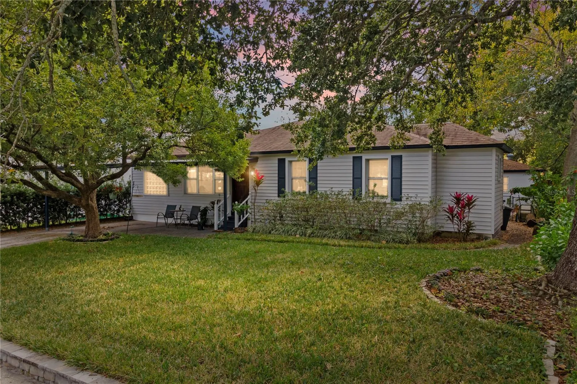 3704 W Platt Street Tampa FL 33609