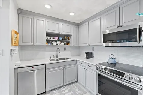 3704 W Platt Street Tampa FL 33609