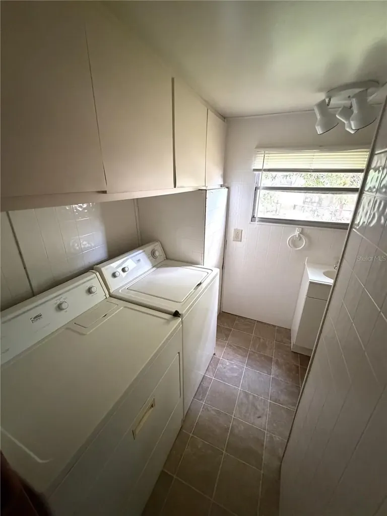 5405 Mobile Drive Seffner FL 33584