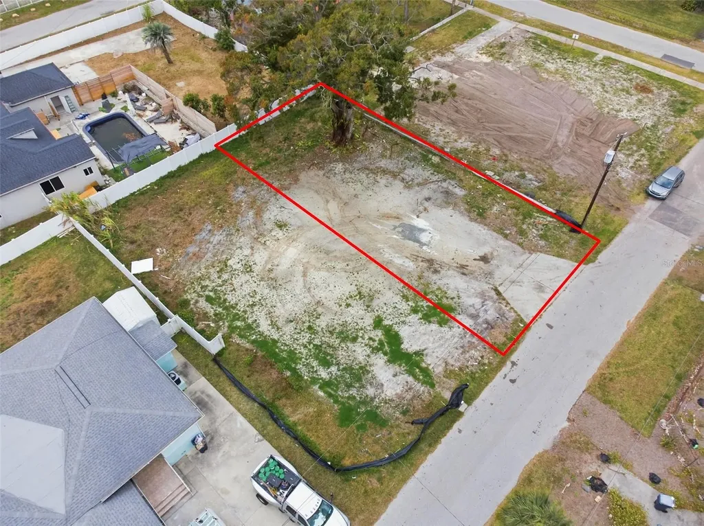 2405 Davis Street Tampa FL 33605