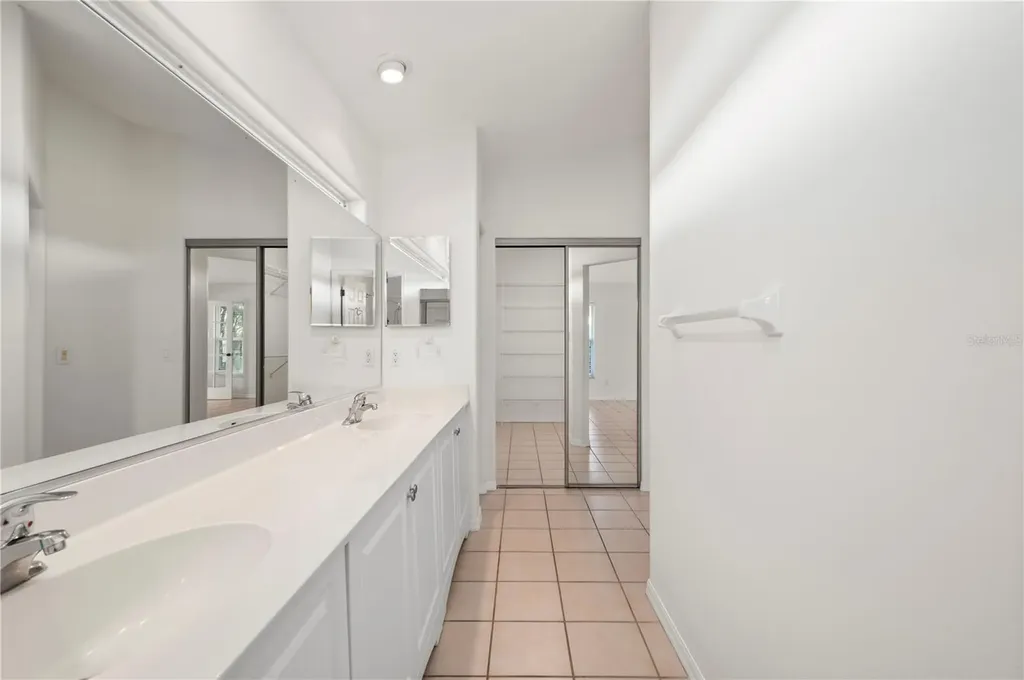 1029 Harbor Town Drive Venice FL 34292