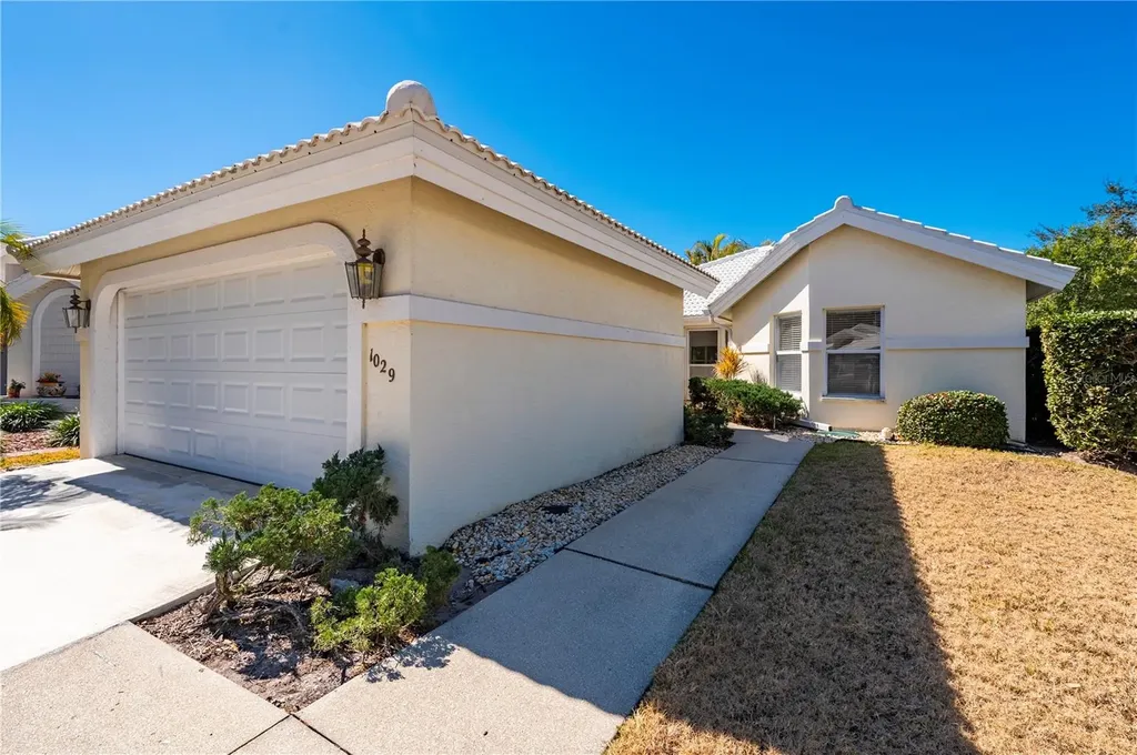 1029 Harbor Town Drive Venice FL 34292