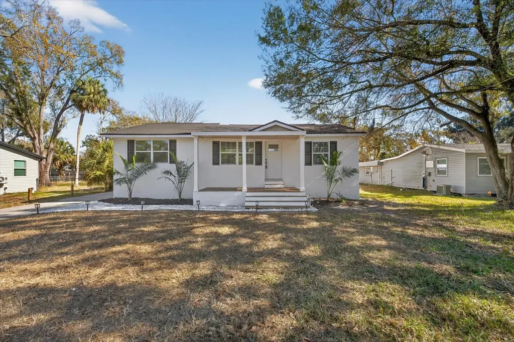 6403 Elliot Drive Tampa FL 33615
