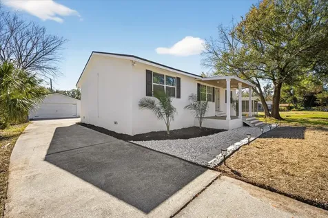 6403 Elliot Drive Tampa FL 33615