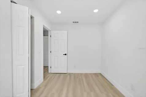 6403 Elliot Drive Tampa FL 33615