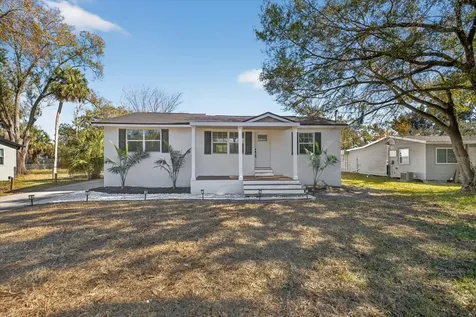6403 Elliot Drive Tampa FL 33615