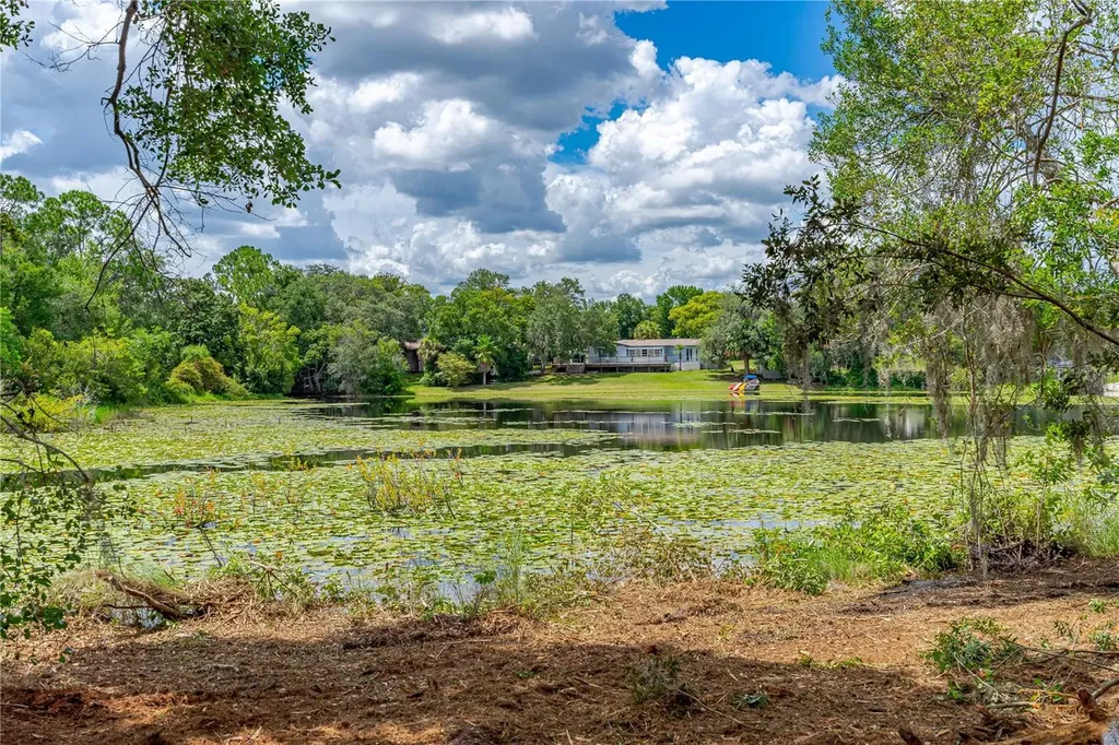 Twin Oak Street Deltona FL 32725