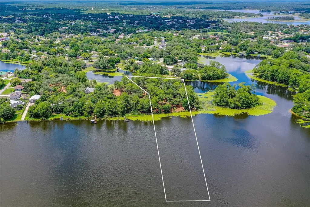 Twin Oak Street Deltona FL 32725