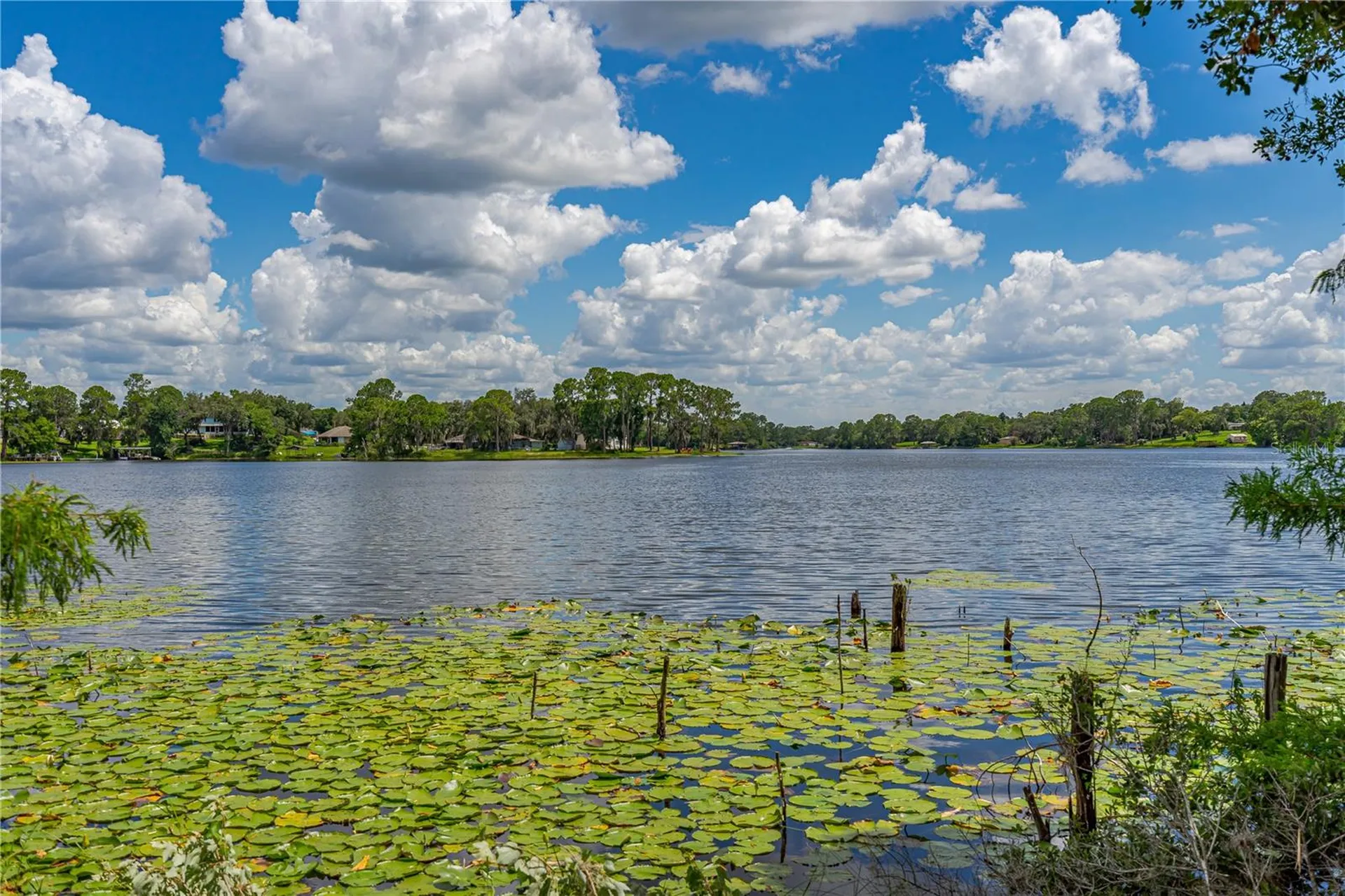 Twin Oak Street Deltona FL 32725