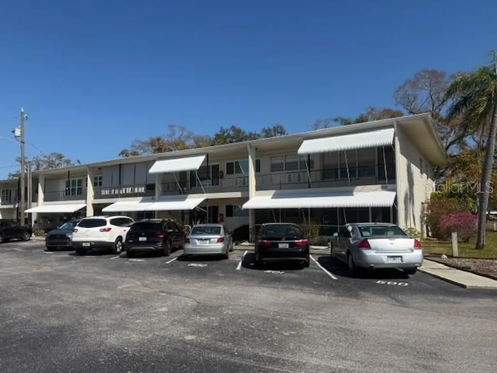 4143 57th Street N Kenneth City FL 33709
