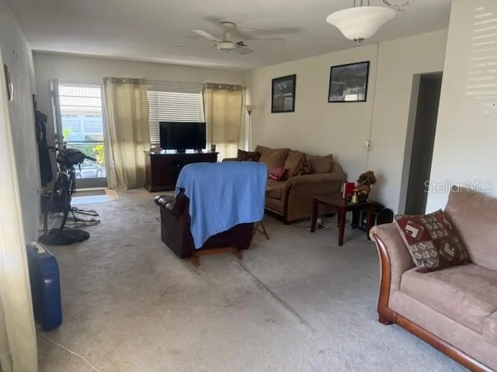 4143 57th Street N Kenneth City FL 33709
