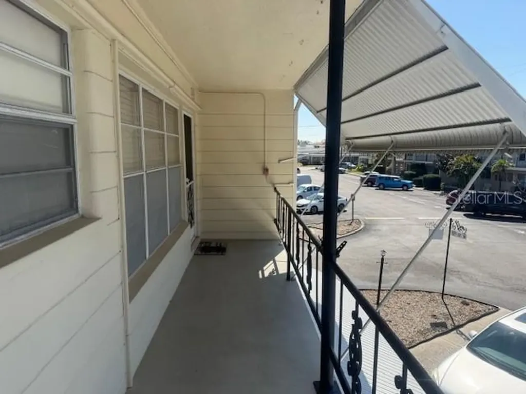 4143 57th Street N Kenneth City FL 33709