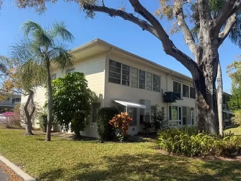 4143 57th Street N Kenneth City FL 33709