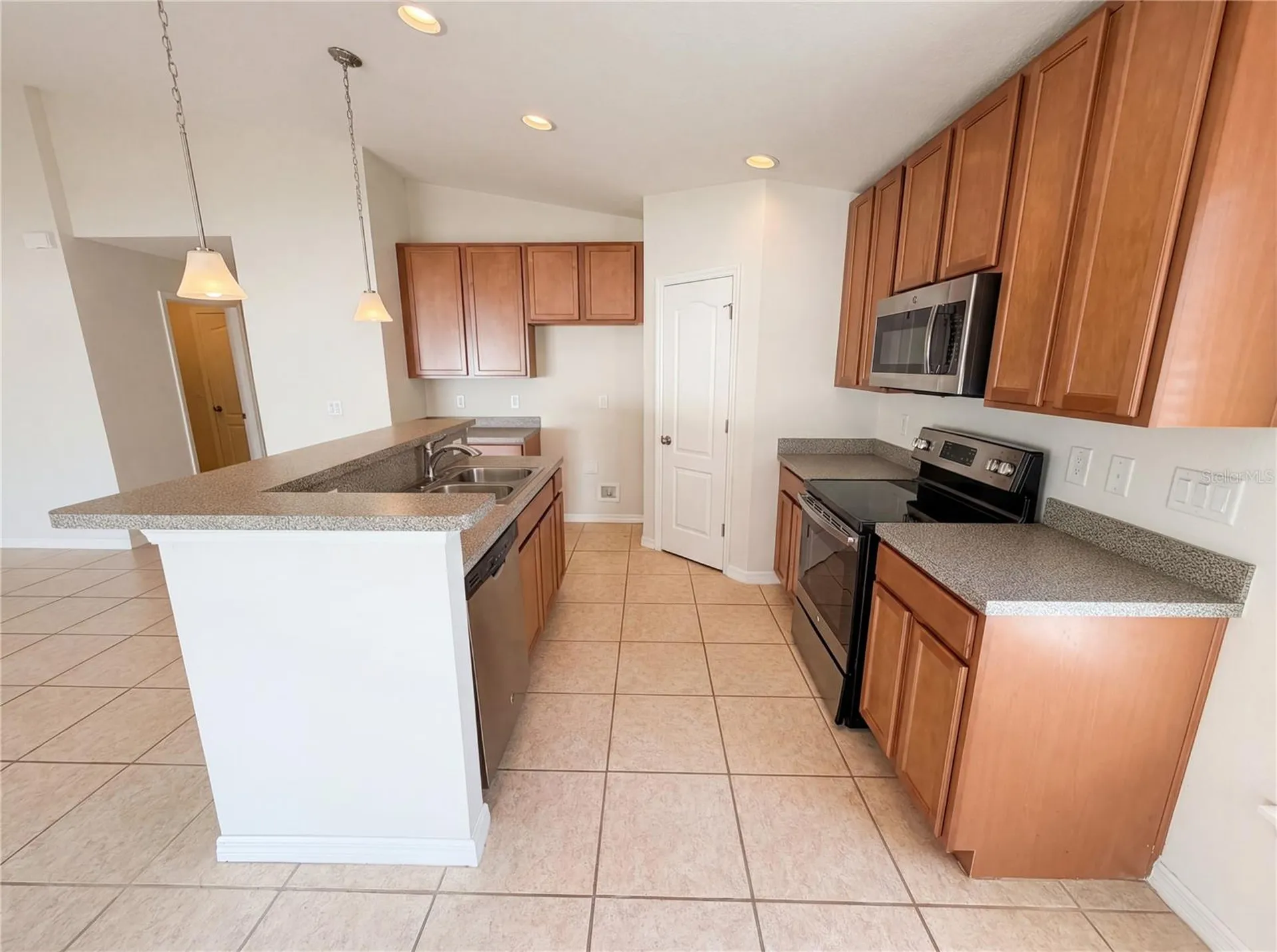 11212 Carrick Stone Street Wimauma FL 33598